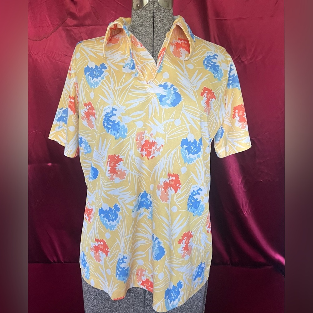 Vintage Montgomery Ward Floral Polyester Yellow Shirt